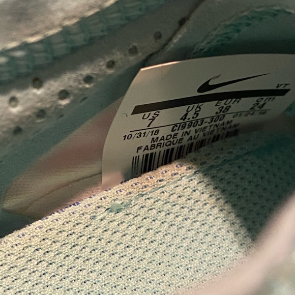 Wmns Air VaporMax 2019 'Teal Tint' - Nike - Picture 7 of 8